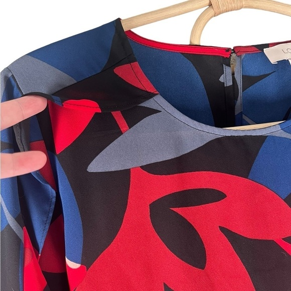 LOFT Bold Floral Ruffle Sleeve Keyhole Back Elasticized Cuffs Business Casual S - Picture 9 of 14